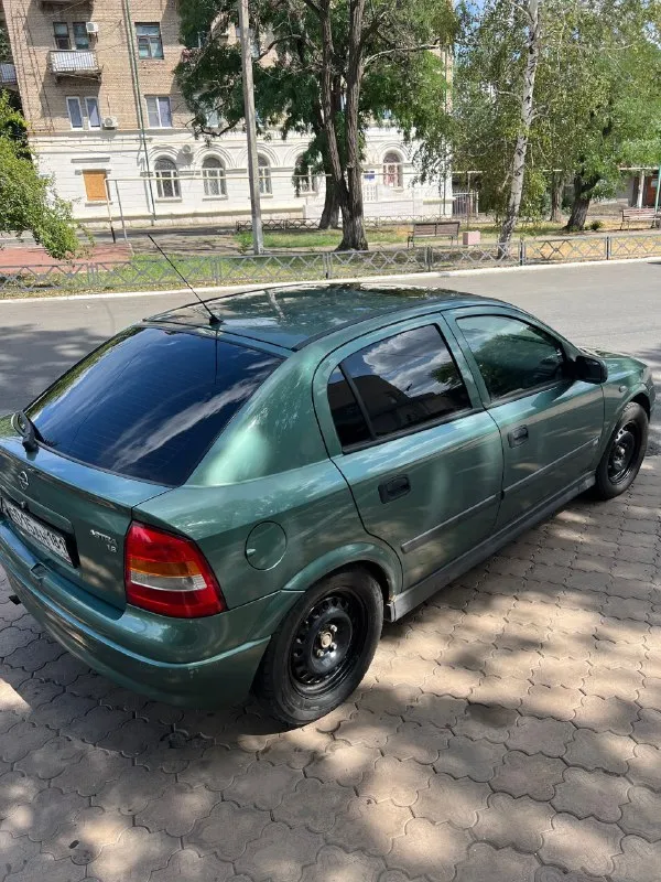 Продам opel астра g
1998 Года выпуска 1.6 механика
Пробег 197 000.
Цена 350000 тыс
Торг
Машина дедушки, во владении более 10 лет.
Без дтп, в родной краске.
Ходовая в порядке, ничего не гремит, не стучит, стойки в круг новые.
Работает ровно.
После кап ремонта, фото все есть.
Новое грм помпа ролики фирма инна.
Кузов целый, без дыр.
Гур, абс,4 эл подъемника с доводчиками, люк работает в 2 положениях.
Все, что должно светиться - работает абсолютно все.
Машина использовалась раз в неделю и хранилась в гараже.
Стекла родные, все целые
Продается в связи со здоровьем.
Полное переоформление.
Красный луч
+79591402196
📞 Звоните: +7(959)1402196 - фотография - 5