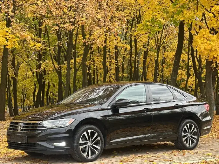 Отличная цена !!!
Volkswagen jetta 2020
1.4 (8 Айсин)
Комплектация: эур/мультируль, мультимедиа карплей/андроидавто, 4 эсп, датчики слепых зон, камера заднего вида, круиз контроль с контролем дистанции впереди идущего автомобиля, led оптика, климат салона, датчик света/дождя и т. Д.
Состояние автомобиля отличное! Вложений не требует! Стекла все заводские! Всего два косметических окраса! Техническая часть на 5+, замена масла строго по регламенту, только оригинальное масло, так же установлена новая зимняя резина! Стоимость данного автомобиля 1.490.000, готов торговаться у капота! Находиться в донецке, переоформление без проблем. +79494165692 или +79034309167
(Телеграм +79494165691)
📞 Звоните: +7(949)4165692 - фотография - 2