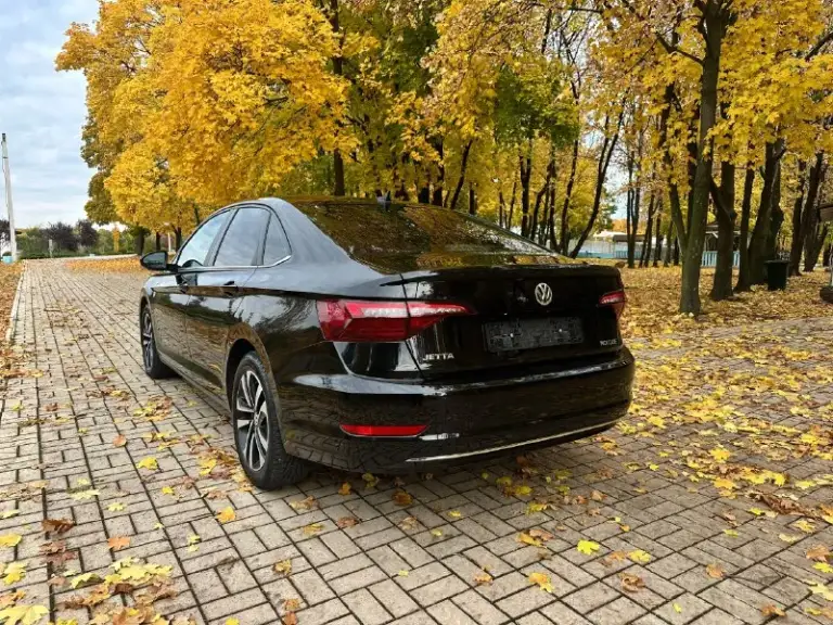 Отличная цена !!!
Volkswagen jetta 2020
1.4 (8 Айсин)
Комплектация: эур/мультируль, мультимедиа карплей/андроидавто, 4 эсп, датчики слепых зон, камера заднего вида, круиз контроль с контролем дистанции впереди идущего автомобиля, led оптика, климат салона, датчик света/дождя и т. Д.
Состояние автомобиля отличное! Вложений не требует! Стекла все заводские! Всего два косметических окраса! Техническая часть на 5+, замена масла строго по регламенту, только оригинальное масло, так же установлена новая зимняя резина! Стоимость данного автомобиля 1.490.000, готов торговаться у капота! Находиться в донецке, переоформление без проблем. +79494165692 или +79034309167
(Телеграм +79494165691)
📞 Звоните: +7(949)4165692 - фотография - 5