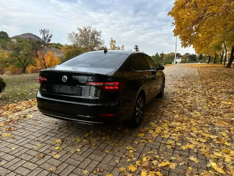 Отличная цена !!!
Volkswagen jetta 2020
1.4 (8 Айсин)
Комплектация: эур/мультируль, мультимедиа карплей/андроидавто, 4 эсп, датчики слепых зон, камера заднего вида, круиз контроль с контролем дистанции впереди идущего автомобиля, led оптика, климат салона, датчик света/дождя и т. Д.
Состояние автомобиля отличное! Вложений не требует! Стекла все заводские! Всего два косметических окраса! Техническая часть на 5+, замена масла строго по регламенту, только оригинальное масло, так же установлена новая зимняя резина! Стоимость данного автомобиля 1.490.000, готов торговаться у капота! Находиться в донецке, переоформление без проблем. +79494165692 или +79034309167
(Телеграм +79494165691)
📞 Звоните: +7(949)4165692 - фотография - 6