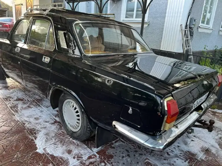 Продам дедушкин автомобиль в одних руках всю его жизнь, на ходу. Без аккумулятора цена 70 тыс. Реальному покупателю торг на бензин +79591258410
📞 Звоните: +7(959)1258410 - фотография - 3