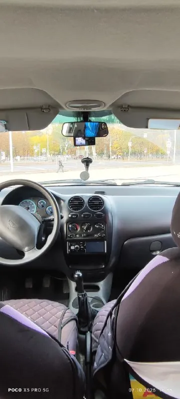 Продается daewoo матиз 2010г. Объем 0.8л, мкпп, бензин. Гур, кондиционер, передние электростеклоподъемники, видеорегистратор, магнитола, противотуманные фары. По технической части все поменяно и сделано. По кузову - имеются следы эксплуатации, на фото все видно, на езду не влияет. Цена - 155тыс. Руб. С торгом у капота. Все вопросы по тел +79493698099, +79498055340
📞 Звоните: +7(949)3698099 - фотография - 7