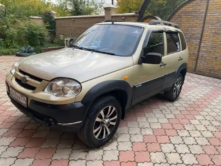Продам 🏎 chevrolet нива 2010 года.
На газу✅
Стоит новый двигатель, который только прошёл обкатку✅
Новая коробка передач ✅
Поменяна вся ходовка✅
Никаких скрипов и посторонних звуков во время езды нет.
Салон в хорошем состоянии.
К любым проверкам готова.
Донецк. 550т. Р. Торг
+79495246209
📞 Звоните: +7(949)5246209 - фотография - 5