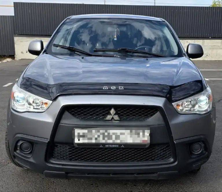 Продаю свой автомобиль mitsubishi asx 2012 года. Без дтп. Родной пробег. Птс оригинал. Два комплекта ключей. Автотека все отметки зелёные. Юридически чист. То проходила во время по регламенту. По электронике всё исправно ошибок нет. По тех. Части вложений не требует. По мотору и кпп нариканий нет. Автомобиль на полной эксплуатации. По кузову как на фото. Продажа с полным переоформлением в гаи. Осмотр город донецк район мотодром по договорённости. Звонить по номеру телефона +79496167298 или пишите в телеграмм. Цена 1.000000 - фотография - 2