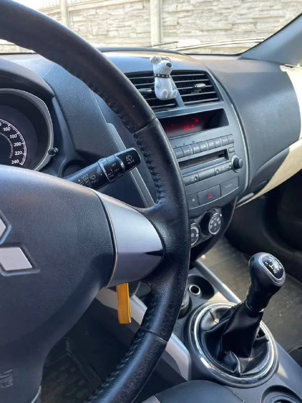 Mitsubishi аsx, 2012 года. Пробег 182 000. В хорошем состоянии. Механика, кондиционер, стеклоподъемники, абс, подогрев сидений. Технически абсолютно исправен. Расход 6-8 литров. 950 000, донецк, центр. Торг. +7949 321 6465. Связь плохая, пишите в телеграмм.
📲 Tg: инночка
📞 Звоните: +7(949)3216465 - фотография - 1