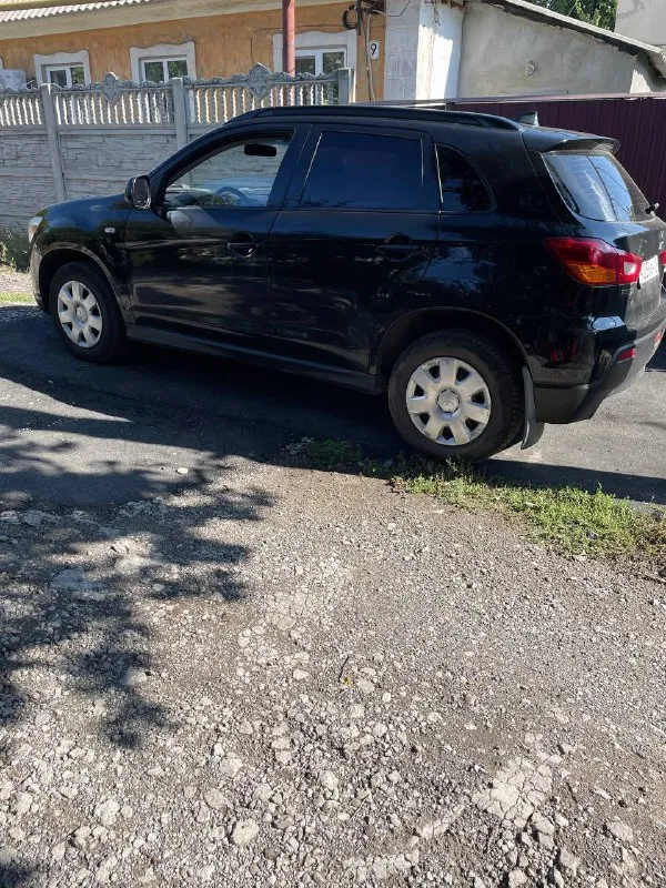 Mitsubishi аsx, 2012 года. Пробег 182 000. В хорошем состоянии. Механика, кондиционер, стеклоподъемники, абс, подогрев сидений. Технически абсолютно исправен. Расход 6-8 литров. 950 000, донецк, центр. Торг. +7949 321 6465. Связь плохая, пишите в телеграмм.
📲 Tg: инночка
📞 Звоните: +7(949)3216465 - фотография - 4