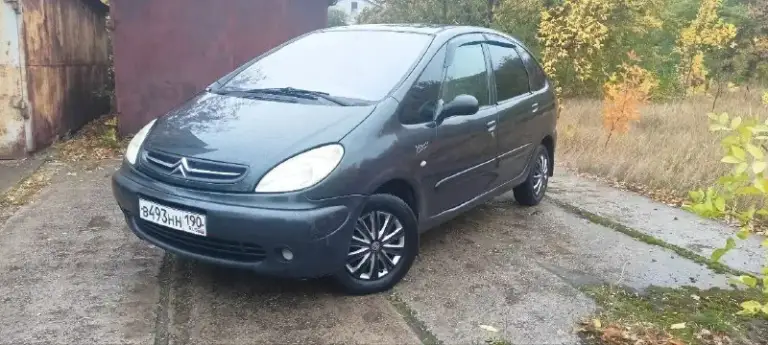 Citroen xsara picasso 2002г. В
Двигатель 1.8, коробка 5 кпп,
Кузов оцинкованный, без ржавчин, без гнили, расход 7-8 на 100. Салон трансформер, сзади сиденья снимаются, очень большой багажник, семейный вместительный автомобиль, масло не берет, на полном ходу, без нареканий, все окна родные в круг
В авто имеется: электрозеркала, подогрев зеркал, складывание зеркал автоматическое, 4 стеклоподъемника, абс, 4 подушки безопасности, велюровый салон, противотуманные фары, климат контроль холодит заправлен, бортовой компьютер, корректор фар, по электрике работает все полностью! Имеется сервисная книжка. По документам полный порядок, без арестов, штрафов. Удобный семейный автомобиль не дорогой в обслуживании, резина зима/лето. Торг при осмотре!! Продажа с переоформлением!
Цена 350 000 руб
+79493863826 (Telegram)
Место осмотра макеевка зелёный или харцызск танк - фотография - 2