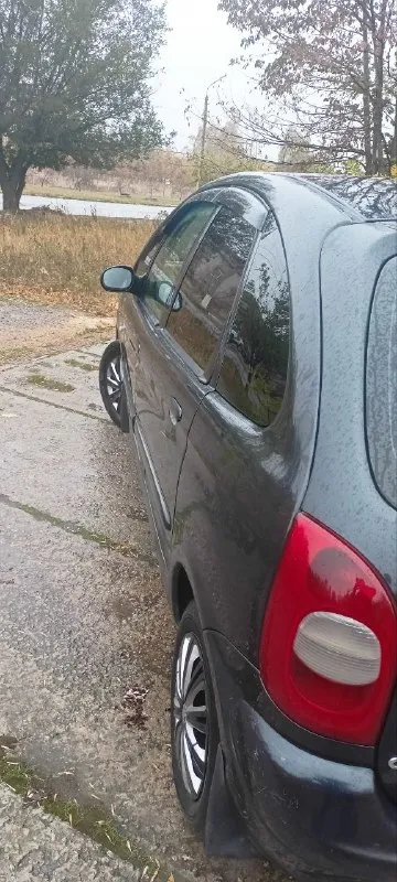 Citroen xsara picasso 2002г. В
Двигатель 1.8, коробка 5 кпп,
Кузов оцинкованный, без ржавчин, без гнили, расход 7-8 на 100. Салон трансформер, сзади сиденья снимаются, очень большой багажник, семейный вместительный автомобиль, масло не берет, на полном ходу, без нареканий, все окна родные в круг
В авто имеется: электрозеркала, подогрев зеркал, складывание зеркал автоматическое, 4 стеклоподъемника, абс, 4 подушки безопасности, велюровый салон, противотуманные фары, климат контроль холодит заправлен, бортовой компьютер, корректор фар, по электрике работает все полностью! Имеется сервисная книжка. По документам полный порядок, без арестов, штрафов. Удобный семейный автомобиль не дорогой в обслуживании, резина зима/лето. Торг при осмотре!! Продажа с переоформлением!
Цена 350 000 руб
+79493863826 (Telegram)
Место осмотра макеевка зелёный или харцызск танк - фотография - 4