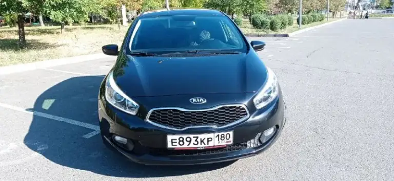 Kia сид 2014 года. Отличное состояние обслужен. Пробег оригинальный 170 т. 1,4 на 6 ст механике. Расход 6 литров. Собственник. 945₽. +79494850271
📲 Tg: 777
📞 Звоните: +7(949)4850271 - фотография - 6