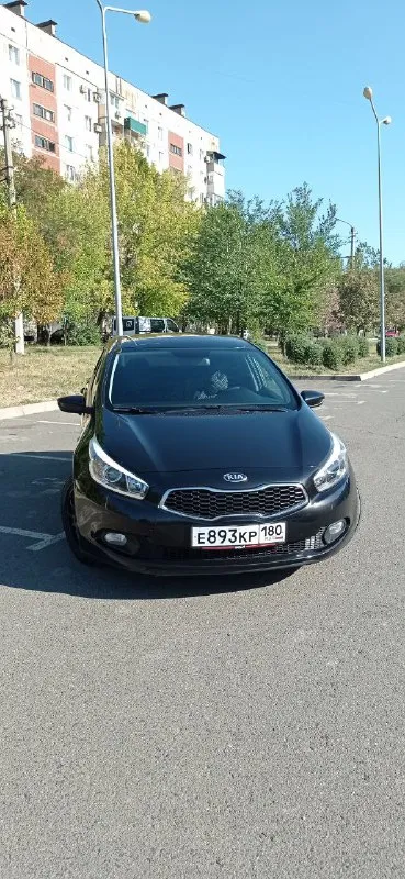 Kia сид 2014 года. Отличное состояние обслужен. Пробег оригинальный 170 т. 1,4 на 6 ст механике. Расход 6 литров. Собственник. 945₽. +79494850271
📲 Tg: 777
📞 Звоните: +7(949)4850271 - фотография - 8