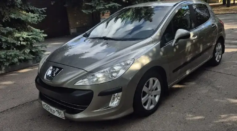 Peugeot 308
Год выпуска 2009 (2010)
Мотор 1.6 + акпп
Оригинальный пробег 160т. Км
Авто без дтп, технически на отлично - обслужен.
Кондиционер работает хорошо.
Из недостатков- бампера, требуют ремонта и покраски.
Документы в порядке- переоформление.
Осмотр в донецке
Цена 485т. Р
+79494011929 - фотография - 2