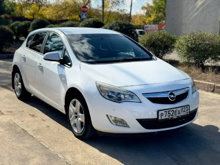 Opel astra
Год выпуска: 2012
Двс: 1.6
Кпп: автомат
Пробег: 151 000 км

✅Оригинальный пробег
✅Технически исправен и обслужен

Стоимость: 870 000₽
Возможна продажа в кредит

Осмотр в донецке, калининский район

📞 +79496993190 - фотография - 2