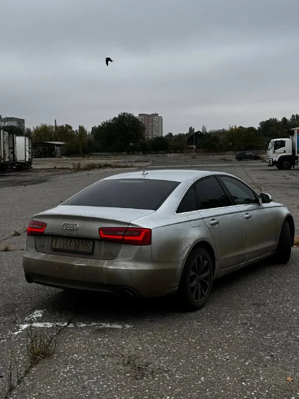 В продаже audi a6 c7 2011 года
Цена 1.250.000🍋
Данного автомобиля 2.0 tfsi (gen 3).
Не дымит, не троит, работает как часики.
Пробег :218 тысяч км.
Коробка.
Без пинков и дерганий.
Ходовая часть в идеале.
Автомобиль в отличном состоянии
Комплектация :
~Климат контроль 2-х зонный
~Круиз контроль
~Датчик дождя, датчик света
~Голосовое управление
~5 Режимов езды (спорт, комфорт и т. Д)
~Autohold
~Start/stop
Резина зима/лето
По машине проведено много работ, вложено много денег и сил, наряды работ присутствуют. Есть одна ошибка ( на машину никак не влияет).
Писать могу очень много еще, все расскажу при встрече.
Осмотр :г донецк - макеевка.
Номер телефона +79495195303
Без торга, цена адекватная.
📞 Звоните: +7(949)5195303 - фотография - 2
