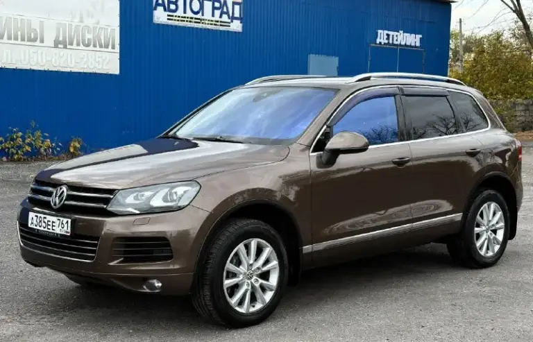 Volkswagen touareg
Цена-1.980.000руб
Год-2013
-3.0 Tdi
Привод-полный
Коробка-автомат
Пробег-240.000км
Г. Торез
Автомобиль весь в родном окрасе!
Официал!не пригнан!
Максимальная комплектация:
Пневма подвеска, складывание зеркал, два ключа, подогрев передних сидений, климат-контроль, круиз-контроль, подогрев руля, лобового и заднего стекла, заводской компрессор для накачки колес, парктроники 360,камера заднего вида, множество режимов езды, два комплекта резины, без ключевой доступ, кнопка старт/стоп, электрорегулировка зеркал, электро регулировка сидений и памятью, полный электростеклопакет, поворотный ксенон и т. Д.
☎️+79495612902
📞 Звоните: +7(949)5612902 - фотография - 2