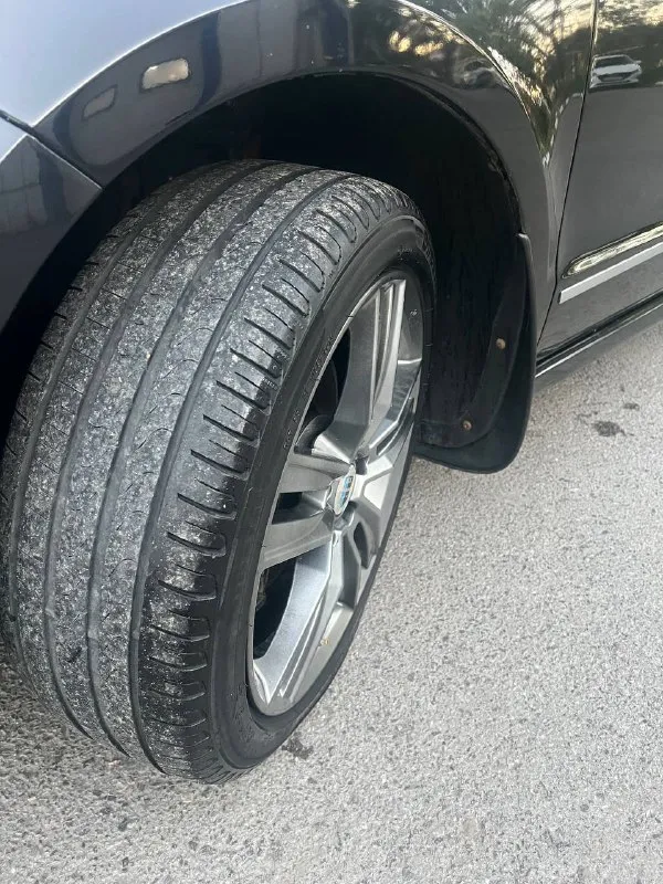 Продам личный автомобиль.
Документы в порядке на учете на мне.
Кузов в хорошем состоянии ваг болячки устранялись, салон в отличном состоянии, климат работает.
Резина с хорошим остатком.
Комплектация пред максимальная.
Коробка работает без нареканий щелкает все передачи.
Более детально по телефону
+7 (949) 481-94-29 Сергей
Цена 980 000₽ - фотография - 9