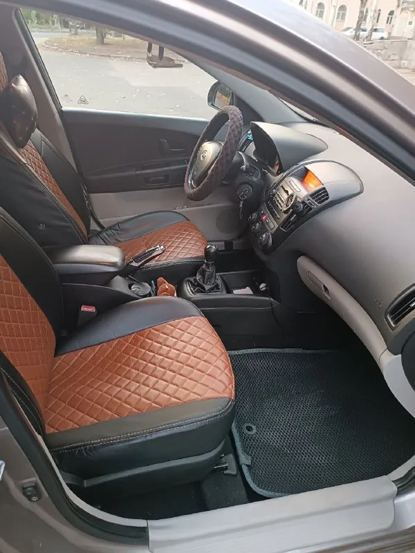 Продажа в днр
Продам kia ceed
Двигатель 1.4 мкпп
2007 Год
Цена 600 000₽

С 2012 года в одной семье.
Автомобиль в отличном состоянии как внешне так и технически.
Комплектация:
Центральный замок, заводская сигнализация, кондиционер, мультимедиа с aux и usb, мультируль, два автоматических стеклоподъемника, электрозеркала с подогревом. В общем есть все для комфортного передвижения. Два комплекта резины на дисках - в подарок.
Г. Донецк
Цена:600’000
Тел: +79493953564 - фотография - 9