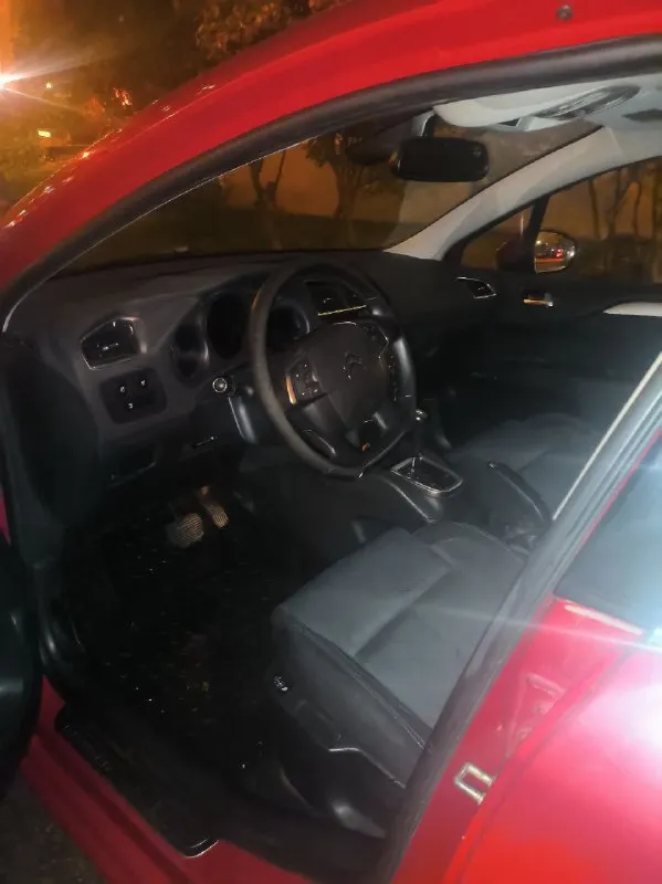Citroen c4 2012 пробег родной 200 тыс 2 хозяина есть история 1.6 автомат. Супер цена за такой вариант 590 тыс
+79494139392 - фотография - 2