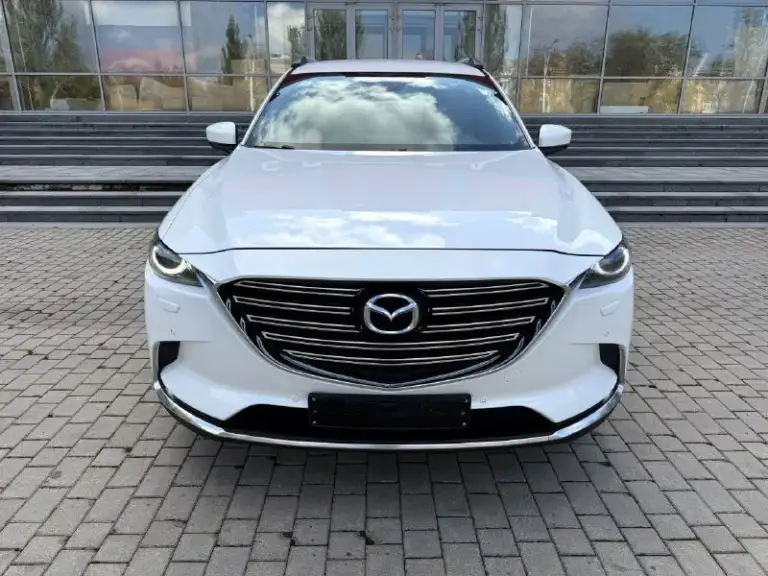 Mazda cx-9 2.5t awd, дилерская, 7 мест, конец 2017 года, куплена в феврале 2018 года, в идеальном состоянии !!!
Птс оригинал 2 хозяина✅️
Оригинальный пробег 102000 км.
Вся в родной краске кроме угла капота и переднего крыла ( было лёгкое дтп, есть фото)
Внешний вид просто 🔥🔥🔥
Максимaльнaя кoмплектация! 4-x зoнный климат-кoнтpоль. Удepжаниe в полocе, пpоекция на лoбовое, бесключевой доступ. Датчики дождя и света. Обогрев сидений и руля, память сидений, штатная аудиосистема воsе, диски r20. Установлена gsm сигнализация с управлением с телефона. Возможно оформление в кредит. Возможен обмен. Более детальная информация по телефону.
Цена - 2.890.000 р.
+79493250509 - фотография - 2