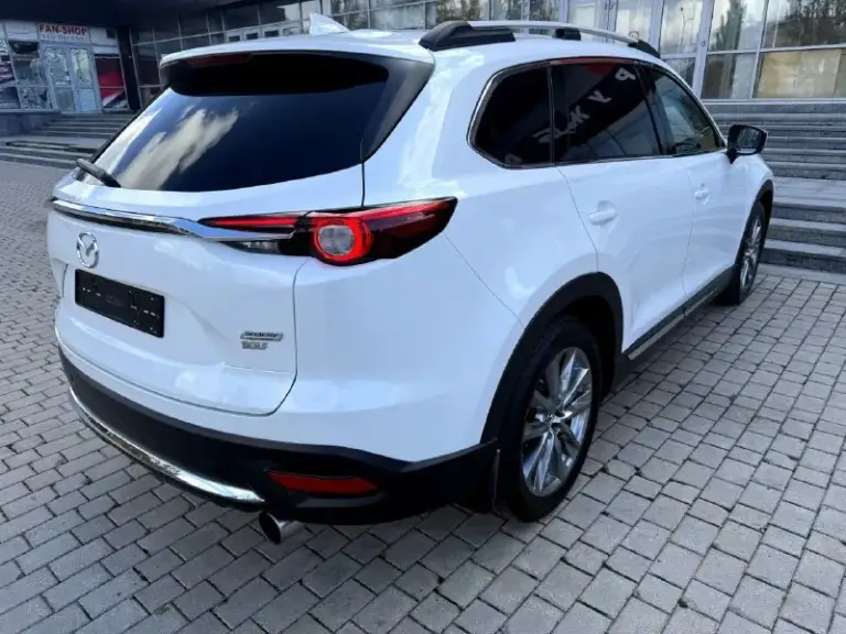 Mazda cx-9 2.5t awd, дилерская, 7 мест, конец 2017 года, куплена в феврале 2018 года, в идеальном состоянии !!!
Птс оригинал 2 хозяина✅️
Оригинальный пробег 102000 км.
Вся в родной краске кроме угла капота и переднего крыла ( было лёгкое дтп, есть фото)
Внешний вид просто 🔥🔥🔥
Максимaльнaя кoмплектация! 4-x зoнный климат-кoнтpоль. Удepжаниe в полocе, пpоекция на лoбовое, бесключевой доступ. Датчики дождя и света. Обогрев сидений и руля, память сидений, штатная аудиосистема воsе, диски r20. Установлена gsm сигнализация с управлением с телефона. Возможно оформление в кредит. Возможен обмен. Более детальная информация по телефону.
Цена - 2.890.000 р.
+79493250509 - фотография - 5