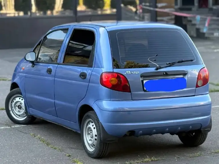 ❗❗❗ Срочная продажа авто
Внимание коробка автомат
 В продаже ⚡⚡⚡daewo matiz⚡⚡⚡
Машина в идеальном состоянии
Просто 💥💨💯
Объем 0.8
Кпп автомат
Полностью исправная ходовая
Авто без вложений
В идеальном состоянии
Ни гнили ни ржи
И без намёков на это
Авто 2007 года
Хорошая комплектация 
Салон аккуратный и опрятный
Все что должно работать работает
Электростеклоподъемники
Обогрев заднего стекла
Хорошая магнитола
Гур
Кондиционер работает
Пробег 150.000
Двигатель шепчет 🫀
Звонить по номеру
+79496419764
Цена 340.000
В комплекте с зимней резиной
Город донецк
Хороший торг реальным покупателям
Полное переоформление в мрэо
Связь тг
+79494958326
📲 Tg: @permio2288
📞 Звоните: +7(949)6419764 - фотография - 5