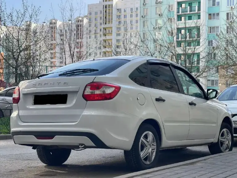 Lada granta
2020 Год
Автомобиль в отличном состоянии
По кузову в идеальном состоянии, без ржавчины гнили и тому подобного
В техническом плане всё на 5
Мотор резвый хороший
Пробег родной 88 тысяч
Машина моя в такси не была
Салон в новом состоянии в машине не курил и не кому разрешал
По документам полный порядок
Все вопросы интересующиеся вас по телефону или в личные сообщения
Цена 595.000
Срочная продажа
+7(949)-576-48-90 Александр алексеевич
Звоните в любое
Нахожусь в днр макеевка донецк - фотография - 8