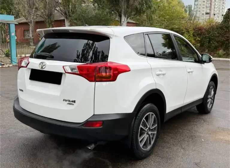 Продам toyota rav4
2.0 Бензин
Год выпуска 2013
Состояние идеальное.
Без вмятин царапин
И рыжиков
Сервисные книги.
Сигнализация pandora
Парктроники
Камера заднего хода
Вложений не требует!
Любое оформление!
Я втарой хозяин!
Салон не затертый не порваный
Авто полностью обслужена до мелочей
Полный привод работает!
Работает ровно.
Коробка переключает идеально
Климат контроль работает
Все жидкости заменены!
Стекла все родные
Каждая кнопка работает)
Цена 1.650₽
+7-949-794-46-27
Остольные вопросы по телефону
Звоните в любое время.
📲 Tg: евгений
📞 Звоните: +7(949)7944627 - фотография - 4
