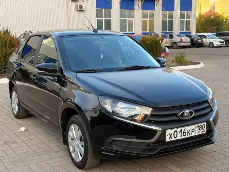 Продам lada granta 2024 года.
21.000 Тысяч пробега родного,
Абсолютно в родном окрасе без ржавчин без сколов, в дтп не участвовал собственник, по комплектации кондиционер подогрев сидений 2 стеклоподъемника подогрев заднего стекла, подогрев сидений подушка безопасности по техники все работает
Автомобиль в новом состоянии
Вложений не требует. По ходовой часть все в идеале.
В подарок отдам евро коврики их новые. Много описывать нету смысла
Надо приезжать смотреть
Все вопросы по телефону +79496993249 олег
Цена 820.000₽ донецк торг срочно - фотография - 2