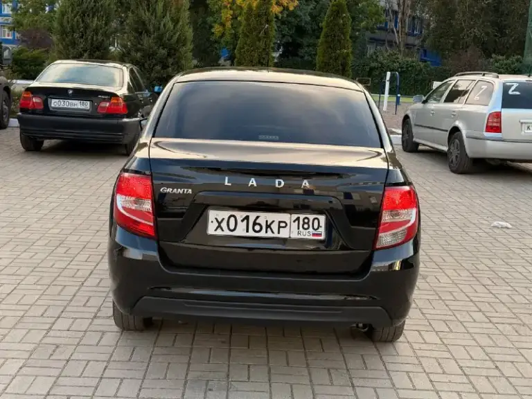 Продам lada granta 2024 года.
21.000 Тысяч пробега родного,
Абсолютно в родном окрасе без ржавчин без сколов, в дтп не участвовал собственник, по комплектации кондиционер подогрев сидений 2 стеклоподъемника подогрев заднего стекла, подогрев сидений подушка безопасности по техники все работает
Автомобиль в новом состоянии
Вложений не требует. По ходовой часть все в идеале.
В подарок отдам евро коврики их новые. Много описывать нету смысла
Надо приезжать смотреть
Все вопросы по телефону +79496993249 олег
Цена 820.000₽ донецк торг срочно - фотография - 4