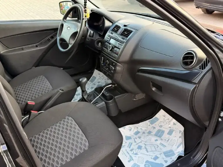 Продам lada granta 2024 года.
21.000 Тысяч пробега родного,
Абсолютно в родном окрасе без ржавчин без сколов, в дтп не участвовал собственник, по комплектации кондиционер подогрев сидений 2 стеклоподъемника подогрев заднего стекла, подогрев сидений подушка безопасности по техники все работает
Автомобиль в новом состоянии
Вложений не требует. По ходовой часть все в идеале.
В подарок отдам евро коврики их новые. Много описывать нету смысла
Надо приезжать смотреть
Все вопросы по телефону +79496993249 олег
Цена 820.000₽ донецк торг срочно - фотография - 7