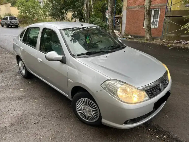 🚘 Марка / модель: renault symbol
📅 Год выпуска: 2010
⛽ Двигатель (тип, объем): газ/бензин 1.4
🔧 Тип кпп: механика 5 ст.
👨‍⚖ Владельцев в птс: 1
📮 Город: макеевка
💶 Цена:425 тысяч рублей
📝 Описание: двигатель масло не ест. Не троит, не дымит. Кпп переключает мягко без хрустов, не выбивает. Покупал у единственного собственника с салона. По кузову не гнилая не ржавая, есть пара царапин и мелких вмятин. Пробег 306 тысяч км. Оригинальный, не скрученный. Комплектация: 2 передних электростеклоподъемника, гур, кондиционер, туманки, мультируль, подогрев заднего стекла, сигнализация, 2 ключа.
Газ зарегистрирован, вписан в птс. 2тысячи назад заменили колодки перед/зад, сайлентблоки задней балки, ступичный подшипник, радиатор печки.
☎ Контактный телефон: +7 949 512 5521
📲 Tg: @bmbardirocrokodilo
📞 Звоните: +7(949)5125521 - фотография - 1