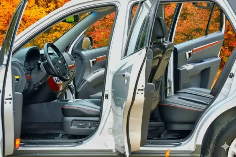 Hyundai santa fe !!!
Продам авто в идеальном состоянии.
Самая максимальная комплектация.
7-Ми местная.
2.2 Дизель.
Обслужена по регламенту.
Вложений абсолютно никаких не требует.
Уже на зимней резине.
2007 Год
Пробег 167.000 тыс
Цена 1.100.000 тыс
Реальному покупателю, реальный торг.
Тел +79495022883 вячеслав - фотография - 6