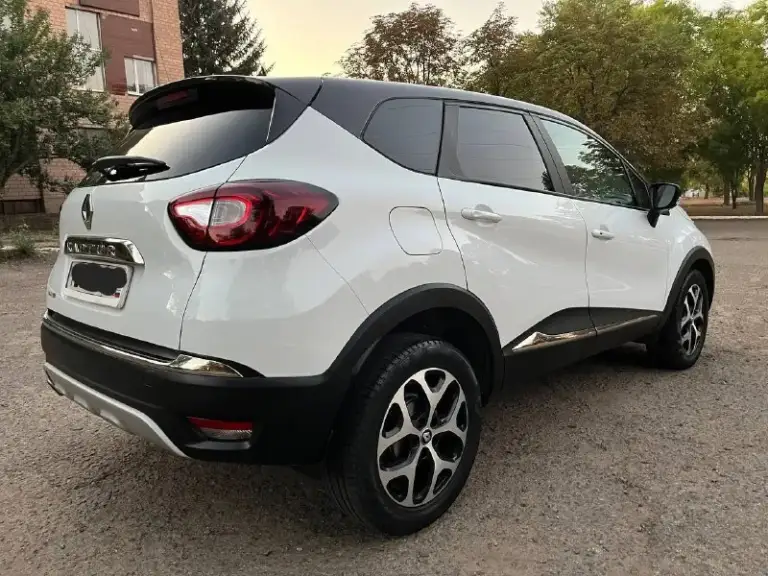 Продается renault kaptur 2018 года выпуска, 1.6 бензин, автомат. Автомобиль имеет состояние новой машины!!! 87 тысяч км родного пробега !!! Последнее обслуживание - поменяна вся тормозная система ( диски, колодки, суппорта ), новая рулевая рейка !!! Бензин только 95-й !!! Двигатель работает идеально, замена масла каждые 7 тысяч км !!! Комплектация : подогревы сидений, датчики дождя и света, 2 комплекта резины на дисках, 2 ключа, все 4 стеклоподъемники, курсовая устойчивость, круиз-контроль, бортовой компьютер, start-stop, эра-глонасс, электрообогрев зеркал, дневные ходовые огни, сигнализация starline, система помощи при старте, abs, asr, камера заднего вида, мультируль, usb, aux, bluetooth. Цена автомобиля 1 млн. 380 тысяч рублей-обоснованный торг у автомобиля !!! Возможна продажа в кредит, номер телефона +79591357039, луганск
📞 Звоните: +7(959)1357039 - фотография - 4