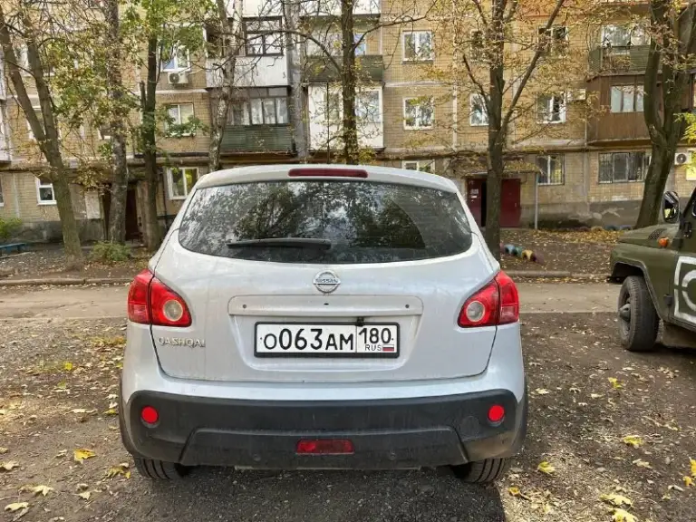 Продам nissan кашкай
Авто в хорошем состоянии
Год выпуска 2007
Пробег: 230 тыс. Км
Акпп, бесключевой доступ, подогрев передних сидений, круиз контроль, датчик дождя, датчик света, двух зонный климат контроль, кожаный салон, подключаемый полный привод.
Двигатель после капитального ремонта прошел 10 тыс км. Стоимость составила 250 к.
Салон чистый ухоженный
Документы в полном порядке
Имеется трещина на лобовом стекле незначительная (стекло имеется в гараже, не было заменено в виду отсутствия времени)
Новая летняя и зимняя резина проездили один сезон
Новый аккумулятор
Новый глушитель
Недавно были заменены свечи, катушки
Стоимость 920 торг уместен
Возможность обмена на автомобиль с акпп с доплатой
Осмотр донецк
+7949 034 64 41, +7949 846 58 93 - фотография - 6