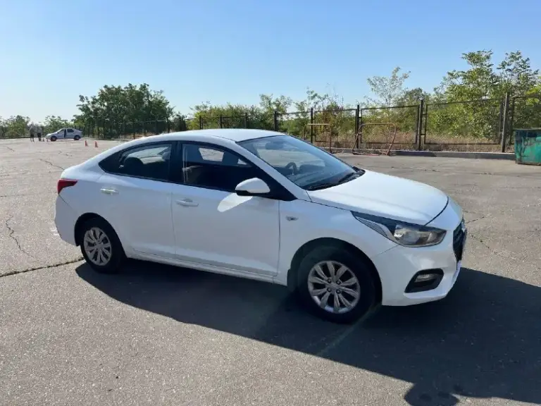 🔥Продам: hyundai solaris 2019 год 🔥
✅Коробка автомат 6 ступенчатый
✅Двигатель 1.4, 100л. С (работает без нареканий)
✅Полное переоформление
✅2 Владелец
✅Родной пробег:140.000
✅Салон в идеальном состоянии, ухоженный
✅Заменены расходники, свечи, все жидкости, тормозные колодки
✅Ходовая в идеальном состоянии
✅Резина новая (лето)
💰Цена:980.000 (торг уместен)💰
Полностью живой solaris для повседневного надежного использования, машина вложений не требует. Для связи +79494149102 либо писать в л. С - фотография - 3