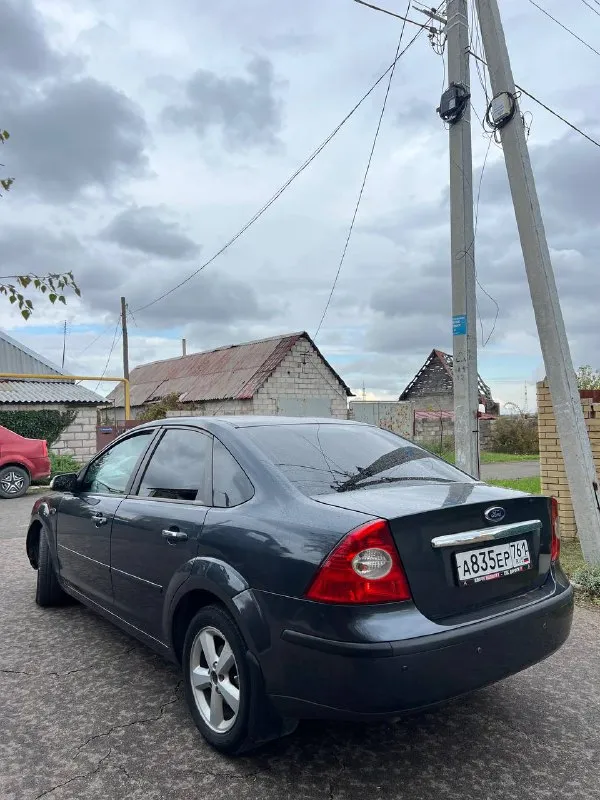 Продам ford focus 2 ghia переходной рестайлинг
Двигатель 2.0 бензин
Кпп: автомат
Год выпуска: 2007
Цвет: темно-серый
! Автомобиль в очень хорошем состоянии, двигатель масло не ест, не дымит, коробка работает отлично. По ходовой вопросов нет едет мягко, без стуков и прочего, кузов в хорошем состоянии днище и пороги целые!
Богатая комплектация ghia с двух зоннным климатом, обогревом лобового, сидений, зеркал, esp(курсовая устойчивость) abs, бортовик, эл. Зеркала, птф, 4 стеклоподьемника, сигнализация, дисковые тормоза вкруг! Кондиционер холодит❄️
Задние парктроники, имееться трещина на лобовом снизу, все стекла родные
По документам порядок без штрафов и запретов!
Комплект хорошей зимней резины в комплекте!
Торг есть
Цена: 545000
📍Мариуполь
📞+79496463727 - фотография - 4