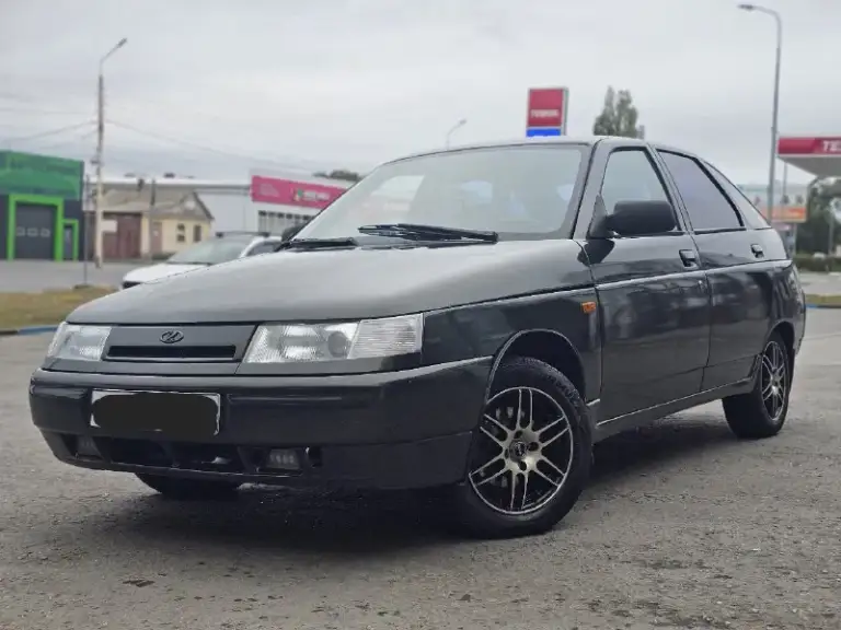 Продам ваз 2112, 2007 год, 1.6 16 кл
Кузов в отличном состоянии! Гнили, рыжиков нигде нет: дно, пороги, стаканы, низа дверей, кармашки целые!
Двигатель работает отлично, масло не жрет, едет бодро!
Кпп без хрустов, не вылетает
Ходовая часть в норме.
Машина на отличном ходу, езжу каждый день. Полностью обслужена, на данный момент вложений не требует!
Документы в полном порядке. Переоформление без проблем
Есть передние подогрева седений, сигнализация центральный замок, хорошая музыка с сабвуфером
Цена: 285.000 рублей.
Осмотр донецк
+79495844535
📞 Звоните: +7(949)5844535 - фотография - 6