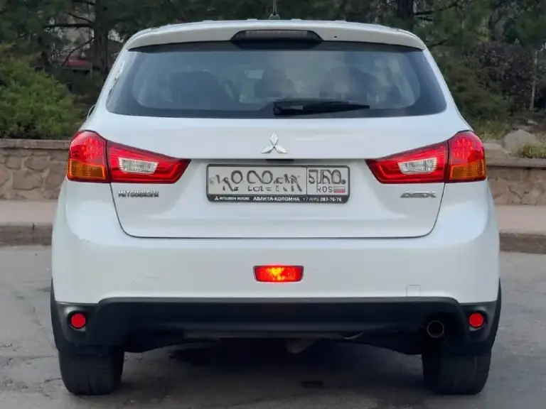 Тел. +79496447941
Продам mitsubishi asx 2015г. В идеальном состоянии! По автомобилю делать не чего не надо!! Готов ехать на любые проверки за ваш счёт!!!
Автомобиль в родном окрасе!
Авто без дтп!
Птс оригинал
Два владелец по птс!
Переоформление в мрэо
Комплектация
Двигатель 1.6 бензин
Привод передние
Коробка механика
Пробег 165т
Abs
Esp
Airbag
Бортовой компьютер
Подогрев сидений
Подогрев зеркал
Электро зеркала
Кондиционер, заправлен холодит!
4 Стеклоподъемника
Два ключа
Хорошая резина
Цена 1🍋120т. Р
Очень срочно торг !!
Возможно продажа в кредит
📲 Tg: артур
📞 Звоните: +7(949)6447941 - фотография - 5