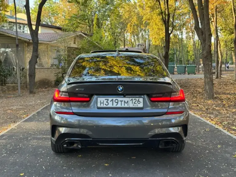 Bmw g20 330i xdrive 258 🐎на полном приводе
Без ошибок с трассовым пробегом 179к и хорошей комплектацией.
Б48 чувствует себя отлично, отлично тянет, масло не кушает вообще, замена каждые 7.000 км, была в одной семье, каждый день 100 километров по трассе. Обслуживалась все время в профильном сервисе bmw. Устранена болячка с жалюзями и блоками зеркал, мало кто за это пишет, стоят новые оригинальные блоки третьей ревизии. Из последнего установлена новая оригинальная помпа. Есть все чеки и заказ наряды. Любые проверки на ваших сервисах. Из крашенных элементов только капот и передние крылья. По комплектация есть все, кроме проекции. Трех зонный климат контроль, дистроник, комфорт сидения с памятью, люк, подогревы сидений, большой монитор с кар плэй, лазерная оптика и многое другое. Любые проверки и вопросы
Г. Донецк
Цена2,7 🍋
+79494348921
📞 Звоните: +7(949)4348921 - фотография - 5