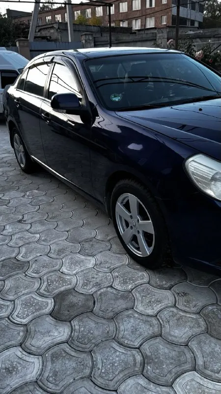 Продам – chevrolet epica
Пробег : 296.000 тыс. Км
2006 Год, объём мотора 2.0 /145 л/с.
Мкпп, ходовка - без нареканий
С документами полный порядок, я собственник первый владелец по птс
Осмотр донецк, буденовский район
По машине сделано: рулевая рейка новая оригинал, ходовка передняя и задняя. Вложено 100тыс руб
Колеса на легкосплавах на зимней резине
Комплектация: кондиционер, авс, есп, подушки безописности 10шт, 4 стеклоподъёмника, газ впитан, магнитола 9дюймов с блютус выход на сим карту навигация, лед свет ближний, диски 16
Машина не бита, есть возрастные косяки по кузову.
Цена 480 тыс, торг.
7949-315-32-12
📞 Звоните: +7(949)3153212 - фотография - 3