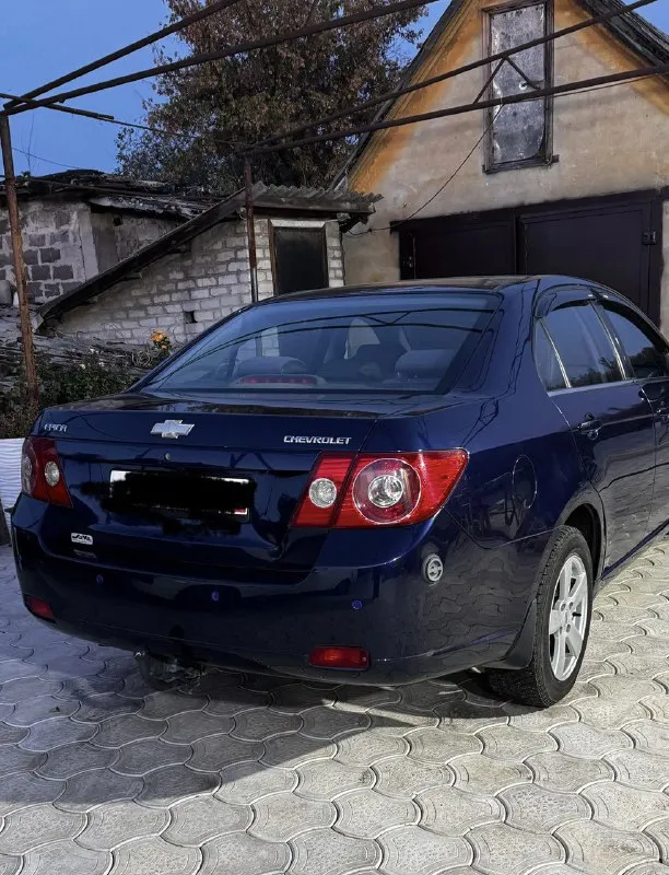 Продам – chevrolet epica
Пробег : 296.000 тыс. Км
2006 Год, объём мотора 2.0 /145 л/с.
Мкпп, ходовка - без нареканий
С документами полный порядок, я собственник первый владелец по птс
Осмотр донецк, буденовский район
По машине сделано: рулевая рейка новая оригинал, ходовка передняя и задняя. Вложено 100тыс руб
Колеса на легкосплавах на зимней резине
Комплектация: кондиционер, авс, есп, подушки безописности 10шт, 4 стеклоподъёмника, газ впитан, магнитола 9дюймов с блютус выход на сим карту навигация, лед свет ближний, диски 16
Машина не бита, есть возрастные косяки по кузову.
Цена 480 тыс, торг.
7949-315-32-12
📞 Звоните: +7(949)3153212 - фотография - 5