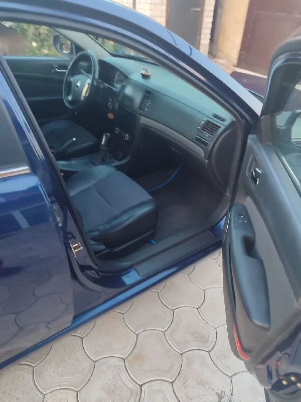 Продам – chevrolet epica
Пробег : 296.000 тыс. Км
2006 Год, объём мотора 2.0 /145 л/с.
Мкпп, ходовка - без нареканий
С документами полный порядок, я собственник первый владелец по птс
Осмотр донецк, буденовский район
По машине сделано: рулевая рейка новая оригинал, ходовка передняя и задняя. Вложено 100тыс руб
Колеса на легкосплавах на зимней резине
Комплектация: кондиционер, авс, есп, подушки безописности 10шт, 4 стеклоподъёмника, газ впитан, магнитола 9дюймов с блютус выход на сим карту навигация, лед свет ближний, диски 16
Машина не бита, есть возрастные косяки по кузову.
Цена 480 тыс, торг.
7949-315-32-12
📞 Звоните: +7(949)3153212 - фотография - 6