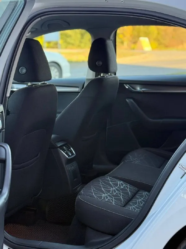 Skoda octavia a7
Двигатель 1.4 150лс *) коробка автомат
Комплектация hockey edition
Год выпуска 2020 я второй собственник
Состояние авто очень достойное
Не бита не крашена обслужена
Вложений не требует совсем
Любые проверки !!
Переоформление через мрэо
Цена 1.470.000 рублей
+79604484329
+7 (949) 864-32-64 - фотография - 9