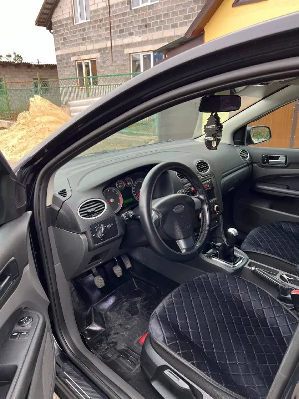Продам ford focus 2
Год: 2007
Пробег: 234тыс
Двигатель 1.8 125лс по работе отлично(шепчет) без посторонних звуков! Не дымит не троит. По ходовой все отлично без вложений! Кузов в очень хорошем состоянии без гнили и тд, днище и пороги целые. В дтп не участвовал все силовые части заводские. Отличная комплектация, с подогревами, сидений, зеркал, лобового, бортовой компьютер, эл. Зеркала, проиивотуманные фары, эл. Рег фар, сигнализация с автозапуском, кондиционер холодит, печка греет! Центральный замок, 2 ключа, стоят 17 диски в отличном состоянии дорогу держит уверено, дисковые тормоза вкруг! Машина выглядит очень красиво! На данный момент вложений не требуеться все исправно работает!
Документы чистые без штрафов и запретов!
Торг
Цена: 590000
📍Мариуполь
📞+79496463727 - фотография - 8