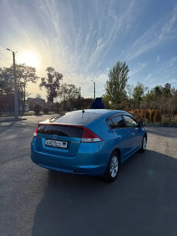 Honda insight 2009 год
1.3 Гибрид
Автомобиль в очень хорошем состоянии, климат контроль, круиз контроль, линзованнай оптика и др.
Авто в очень хорошем состоянии по кузову, не видело ни одной зимы
Мотор и коробка работают отлично, батарея 100 процентов
Подвеска сбитая, работает четко и бесшумно
Родной пробег 170тыс. Км
Документы чистые, вы будете первым хозяином в рф
Цена 890
Все вопросы по телефону +79494010811 - фотография - 3