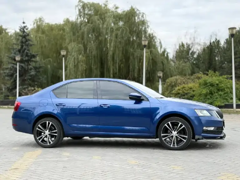 Продается skoda a7 2018 года
Цена: 1.275.000 ₽ (торг уместен)
Пробег: [178 тысяч
Технические характеристики:
- Двигатель: 1.6 л mpi
- Коробка передач: механическая
- Состояние: отличное, не битая, не крашеная
Описание:
Продаю skoda a7 2018 года в отличном состоянии. Машина ухоженная, всегда обслуживалась. , ходовая часть и механическая коробка передач в идеальном состоянии.
Звоните, отвечу на все вопросы!
Город: донецк
Телефон: +7 (949) 910-02-20
Связь через мессенджеры: telegram, whatsapp
Автомобиль не новый есть следы эксплуатации!
📲 Tg: @ivan1293
📞 Звоните: +7(949)9100220 - фотография - 6