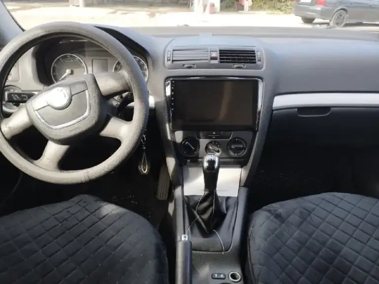 Продам! Skoda а5. 2009 года. Двигатель 1.4 бензин, без турбины.
Коробка механика. Обслуживалась машина своевременно. На ходу каждый день. Экономичный, надежный и очень резвый мотор! Салон чистый и ухоженный!
Цена 650000 торг
Г. Енакиево
+79493292747
📞 Звоните: +7(949)3292747 - фотография - 3