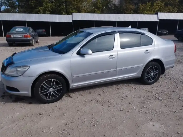 Продам! Skoda а5. 2009 года. Двигатель 1.4 бензин, без турбины.
Коробка механика. Обслуживалась машина своевременно. На ходу каждый день. Экономичный, надежный и очень резвый мотор! Салон чистый и ухоженный!
Цена 650000 торг
Г. Енакиево
+79493292747
📞 Звоните: +7(949)3292747 - фотография - 5