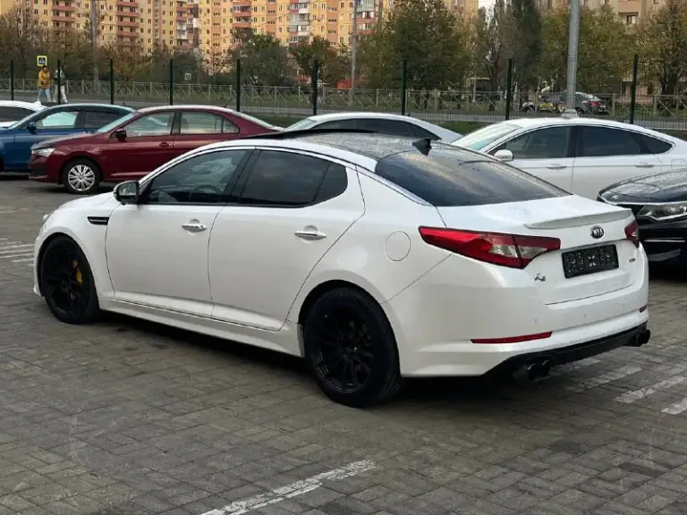 Kia k 5

Двигатель2.0 tgdi (310)лс
Кпп автомат
Год 2013
Цена 1.770.000
Город мариуполь
Пробег 163т км
Тел +79497309912

Киа k5(optima)
Производилась для рынка кореи! Учет рф

Индивидуальная комплектация:
Двигатель 2литра турбо!
Панорамная крыша
Камеры 360
Подогрев сидений
Вентиляция сидений
Память сидений
Тормозные диски brembo
Адаптивная оптика
Парктроники
Подогрев руля
Акустика jbl
Car play
Диски р 18
Приятный выхлоп
Авто в идеальном состоянии 2 хозяина за все время!документы в порядке ! - фотография - 6