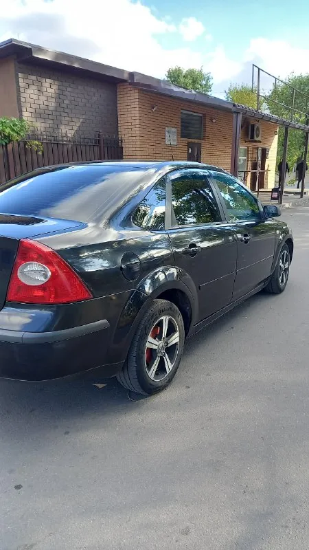 Продам ford focus2 м1.6.механика, 2006 г. Я собственник!!!
Автомобиль полностью обслужен!!! Автомобиль в хорошем состояни не дымит работает как часики, масло не расходует!!! Кпп работает на все 💯 так как надо!!! Ходовая часть в идеале не стучит не хрустит и не бьёт!!! По кузову всё отлично гнили нет!!! Днище в отличном состоянии, пороги в идеальном состоянии!!!салон чистый опрятный и не прокуренный!!!комплекте зимняя резина в придачу!!! Документы кристально чистые, штрафов нет, обременений нет!!! На учёт встанет без проблем!!! Цена 475т!!! 89009519258
📞 Звоните: +7(900)9519258 - фотография - 7