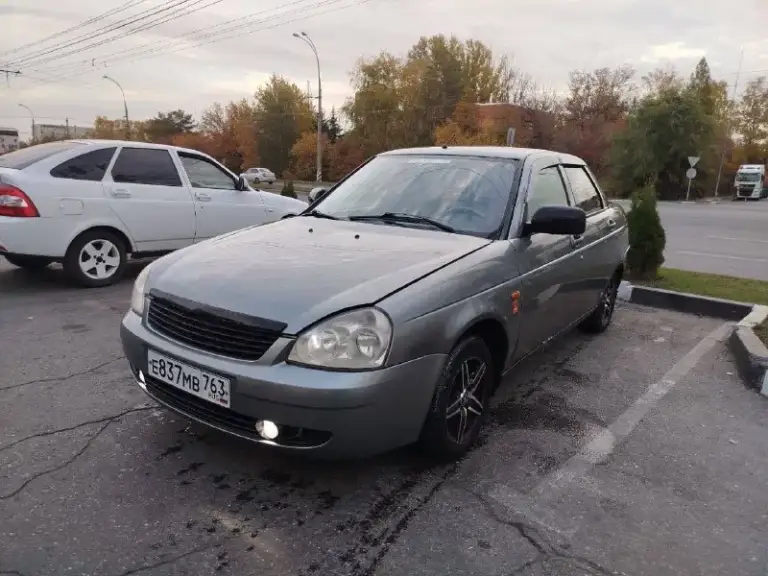 🟡 Срочная продажа! Продам автомобиль лада приора, 2010 года выпуска.
💰 Цена: 320.000 рублей, торг уместен❗️

• Двигатель: 1.6, 16 клапанный.
• Пробег: 190.000 км.
• Коробка: механика, 5 ступенчатая.

Комплектация: норма + кондиционер❗️

➡️По автомобилю: автомобиль в хорошем состоянии. Двигатель работает на отлично.
Кпп работает идеально, не хрустит и не выбивает передачи.

Подвеска полностью обслужена — после ремонта, новые задние стаканы, диски, эво коврики, оригинальная магнитола, чехлы - кожзам, черная карта.
Дно в отличном состоянии, по кузову: 2-3 незначительных рыжика.

❗️Автомобиль на учёте, юридически чист. По необходимости - предоставлю видео отчёт по автомобилю.

🏢 Город: амвросиевка.
🚗 Есть доставка в ваш город по договоренности.

🤙 Телефон для связи: +79493843262
Телеграм и what`s app привязан к номеру. - фотография - 2